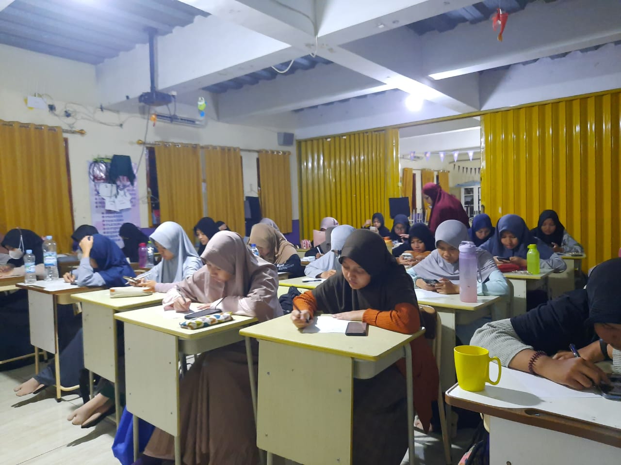 Kegiatan Supercamp UTBK kelas XII  SMAIT AL FIDAA Tahun 2023/2024