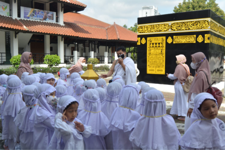 Peragaan Manasik Haji TKIT  AL FIDAA 2