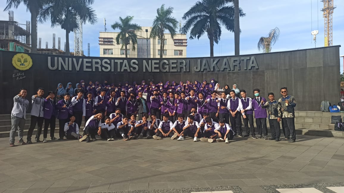 Training motivation and goes to Campus by SMAIT AL FIDAA