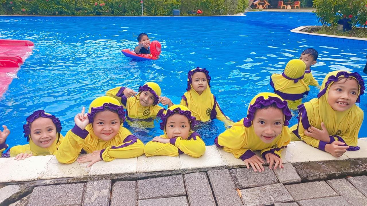 Kegiatan Renang TKIT Al Fidaa 2