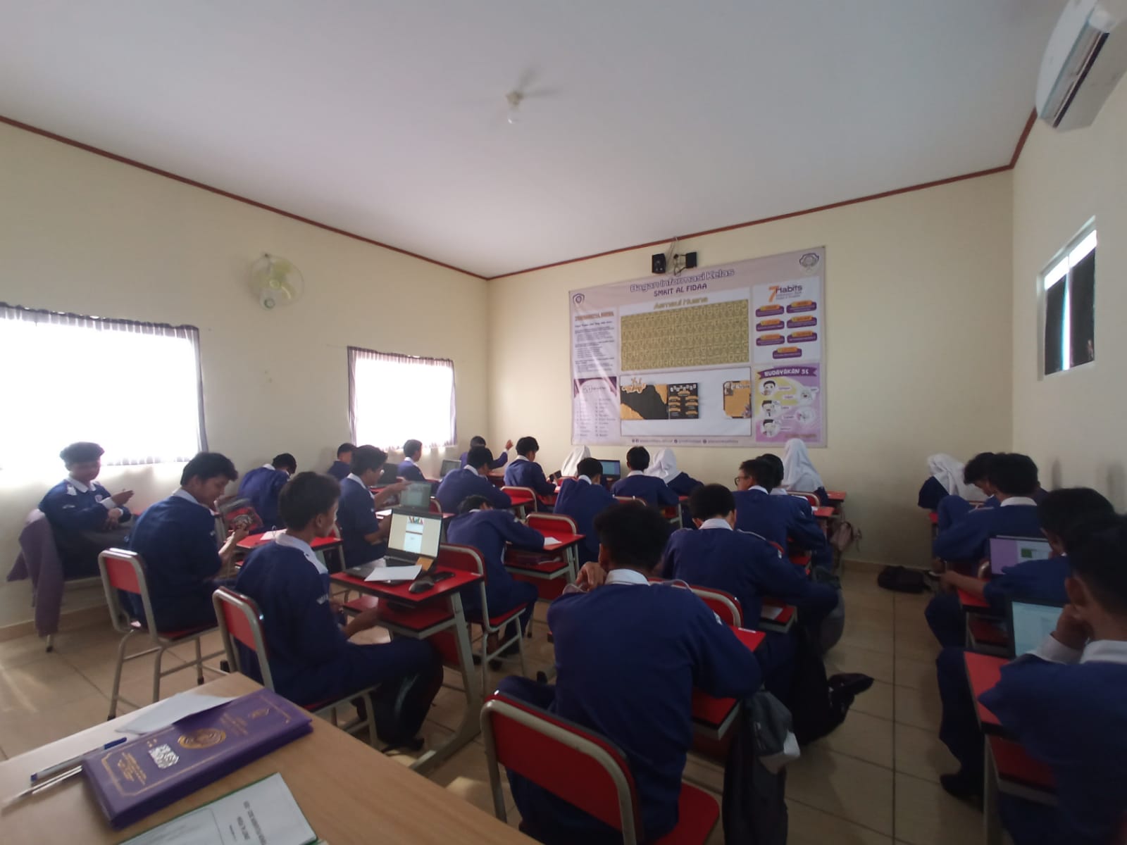 Kegiatan Penilaian Tengah Semester Ganjil PTS Ganjil TP. 2023/2024 SMKIT Al Fidaa