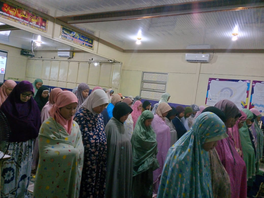 Serunya....kegiatan Malam Bina dan Taqwa / MABIT SDIT AL FIDAA kelas 4