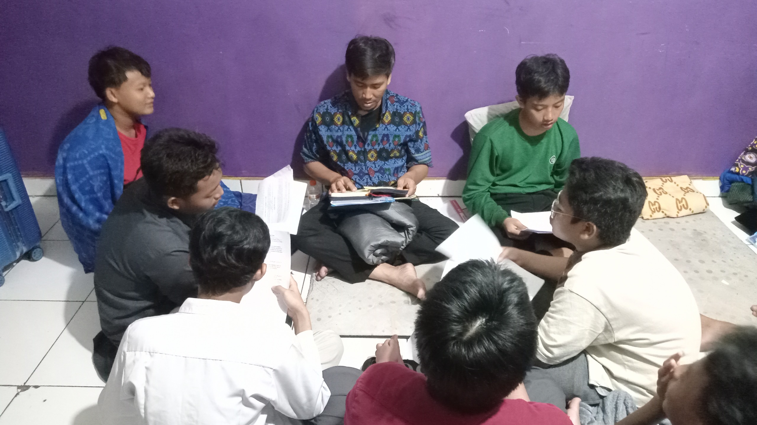 Kegiatan Karantina Tahsin dan tahfidz Al Qurán kelas reguler putra SMPIT Al Fidaa T.P 2024-2025