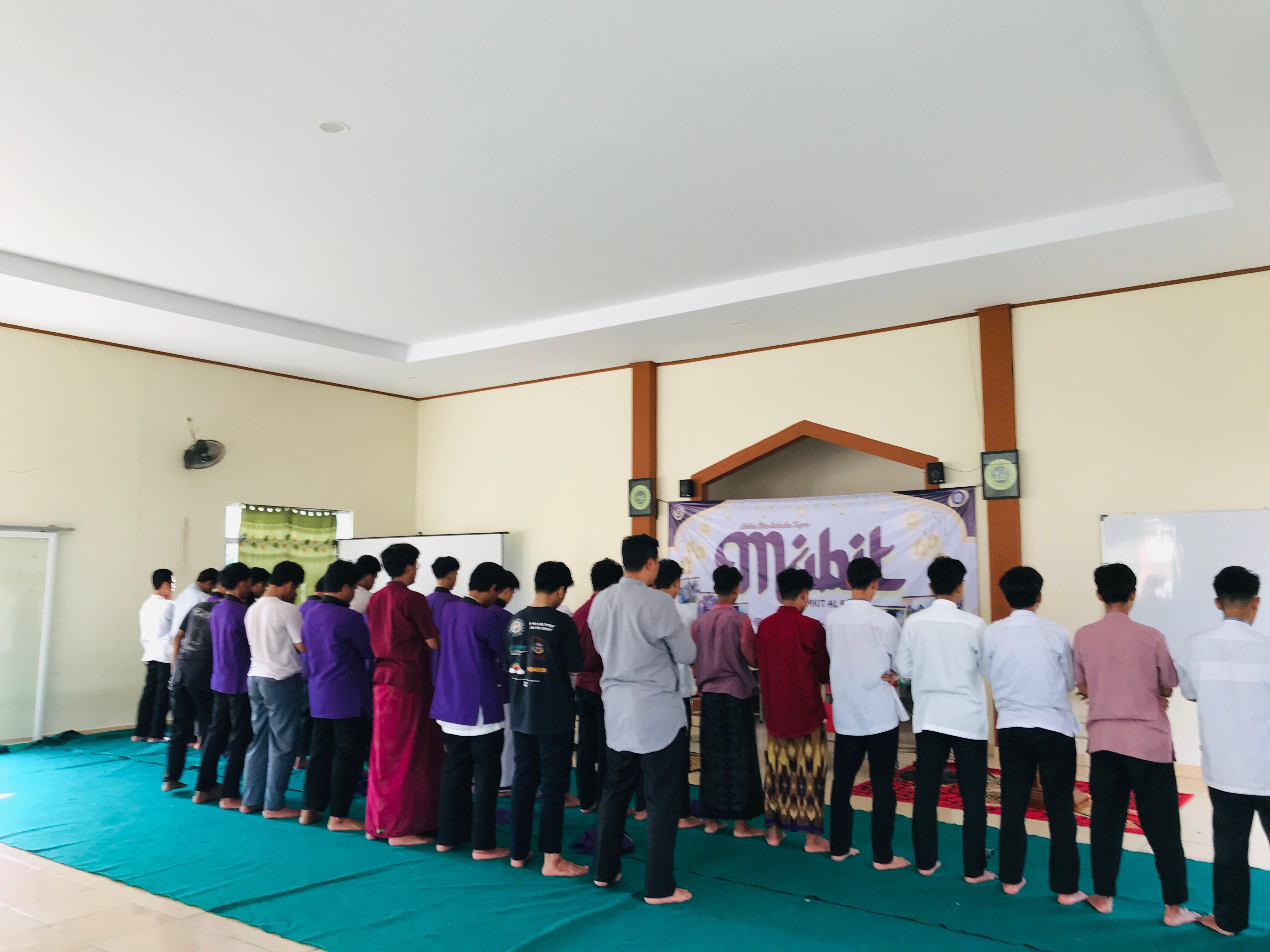 Malam Bina Iman dan Taqwa MABIT SMKIT AL FIDAA 2024